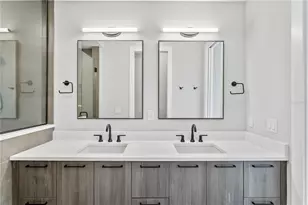 368 6th St S, Saint Petersburg, FL 33701 - Photo 31