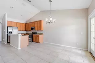 6008 Fishhawk Crossing Blvd, Lithia, FL 33547 - Photo 9