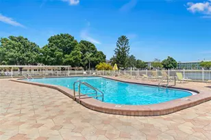 5955 18th St N, Saint Petersburg, FL 33714 - Photo 17