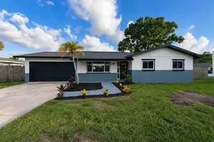 212 Driftwood Pl, Palm Harbor, FL 34683 - Photo 1