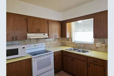 360 137th Avenue Circle #360, Madeira Beach, FL 33708 - Photo 9