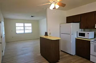 360 137th Ave Cir, Madeira Beach, FL 33708 - Photo 7