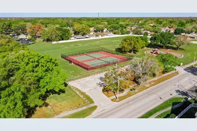 5485 Friarsway Drive, Tampa, FL 33624 - Photo 63