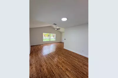 9207 Mill Circle, Tampa, FL 33647 - Photo 7