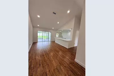 9207 Mill Circle, Tampa, FL 33647 - Photo 5