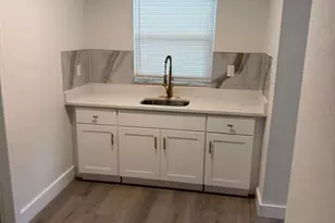 4416 Cobia Dr, Tampa, FL 33617 - Photo 9