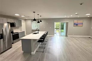 12480 SW 2nd St, Plantation, FL 33325 - Photo 5