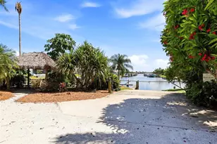 5133 Admiral Pointe Dr, Apollo Beach, FL 33572 - Photo 59