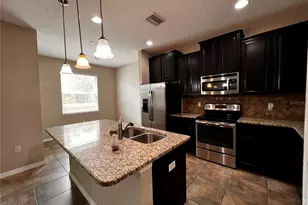 8613 Andalucia Field Dr, Tampa, FL 33637 - Photo 3