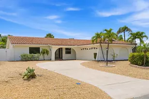 230 N Tessier Dr, Saint Pete Beach, FL 33706 - Photo 27