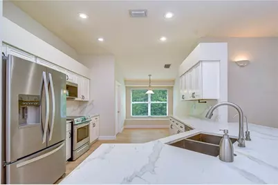 19707 Ellendale Drive, Land O Lakes, FL 34638 - Photo 11