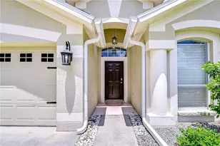 19707 Ellendale Dr, Land O Lakes, FL 34638 - Photo 5