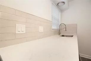 1115 Rue Des Chateaux, South Pasadena, FL 33707 - Photo 9