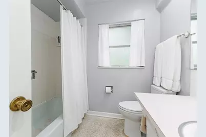 936 N Riverhills Drive, Tampa, FL 33617 - Photo 35