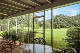 936 N Riverhills Dr, Tampa, FL 33617 - Photo 9