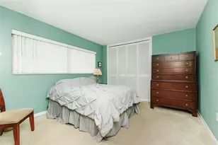 936 N Riverhills Dr, Tampa, FL 33617 - Photo 33