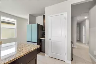 34799 Telluride Ln, Zephyrhills, FL 33541 - Photo 29