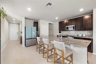 34799 Telluride Ln, Zephyrhills, FL 33541 - Photo 9