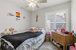 10327 Parkcrest Dr, Tampa, FL 33624 - Photo 19