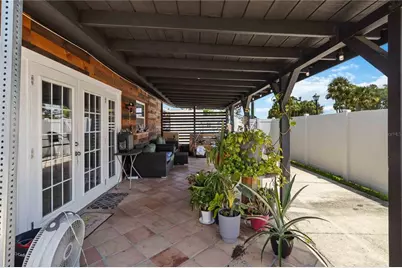 10327 Parkcrest Drive, Tampa, FL 33624 - Photo 23