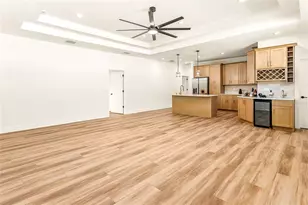 2922 W Giddens Ave, Tampa, FL 33614 - Photo 9