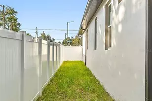 2922 W Giddens Ave, Tampa, FL 33614 - Photo 19