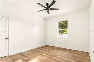 2922 W Giddens Ave, Tampa, FL 33614 - Photo 13