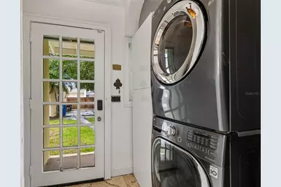 2518 Granada Circle E, Saint Petersburg, FL 33712 - Photo 37