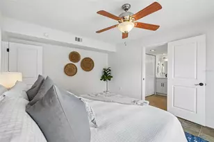 8911 Blind Pass Rd, Saint Petersburg, FL 33706 - Photo 35
