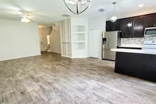 17532 Hugh Ln, Land O Lakes, FL 34638 - Photo 5