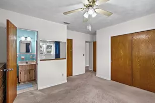 1006 Dumont Dr, Dunedin, FL 34698 - Photo 17
