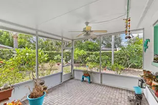 1006 Dumont Dr, Dunedin, FL 34698 - Photo 31
