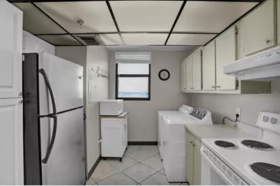 15462 Gulf Boulevard #903, Madeira Beach, FL 33708 - Photo 25
