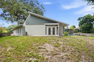 2860 Briarwood Ln, Palm Harbor, FL 34683 - Photo 9