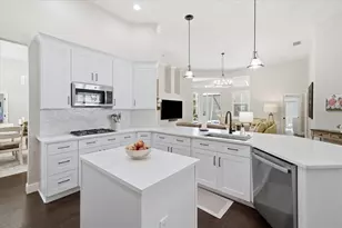 18918 St Laurent Dr, Lutz, FL 33558 - Photo 19