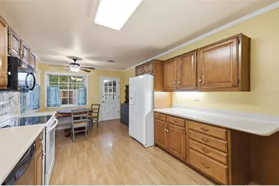 216 Inverness Avenue, Temple Terrace, FL 33617 - Photo 15