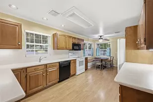 216 Inverness Ave, Temple Terrace, FL 33617 - Photo 13