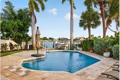 8009 13th Avenue S, Saint Petersburg, FL 33707 - Photo 45