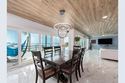 1826 Venetian Point Drive, Clearwater, FL 33755 - Photo 19