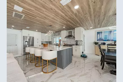 1826 Venetian Point Drive, Clearwater, FL 33755 - Photo 17