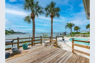 1826 Venetian Point Drive, Clearwater, FL 33755 - Photo 37