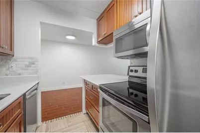 3325 Bayshore Boulevard #A17, Tampa, FL 33629 - Photo 9