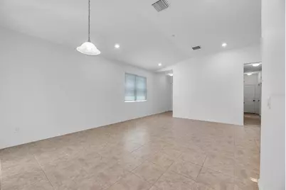 7608 Sunshine Bridge Avenue, Gibsonton, FL 33534 - Photo 9