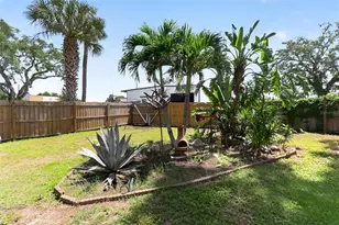 7212 Wedgewood Dr, New Port Richey, FL 34652 - Photo 7