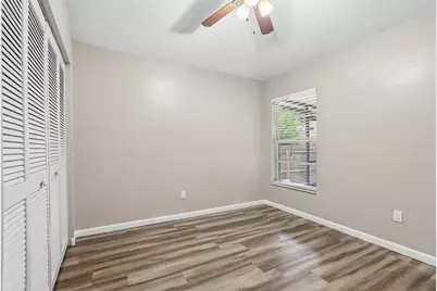 8711 Busch Oaks Street, Tampa, FL 33617 - Photo 15
