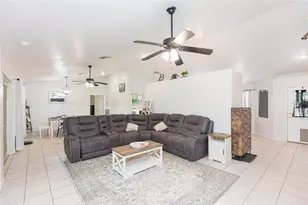 34299 Belt Dr, Dade City, FL 33523 - Photo 11