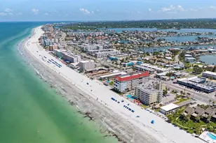 16850 Gulf Blvd, North Redington Beach, FL 33708 - Photo 27