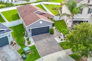 7531 Ashcroft Dr, Wesley Chapel, FL 33545 - Photo 7