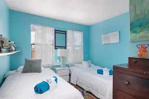 3860 Burlington Ave N, Saint Petersburg, FL 33713 - Photo 15