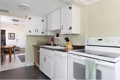 3860 Burlington Avenue N, Saint Petersburg, FL 33713 - Photo 11